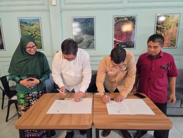 Rapat Koordinasi dan Penandantanganan Perjanjian Kinerja